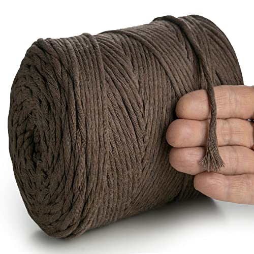 MeriWoolArt® Makramee Garn Braun - Makramee Garn 4mm farbig 225m - Super weiches Baumwollgarn, einfach gedrehte Makramee Schnur für Makramee Wandbehang, Blumenampel, Vorhang und Mehr DIY Deco MeriWoolArt® Makramee Garn Braun - Makramee Garn 4mm farbig 225m - Super weiches Baumwollgarn, einfach gedrehte Makramee Schnur für Makramee Wandbehang, Blumenampel, Vorhang und Mehr DIY Deco von MERIWOOLART