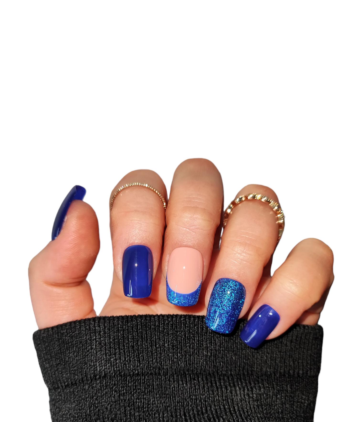 Dark Blue Dark Blue von MEVANAILS