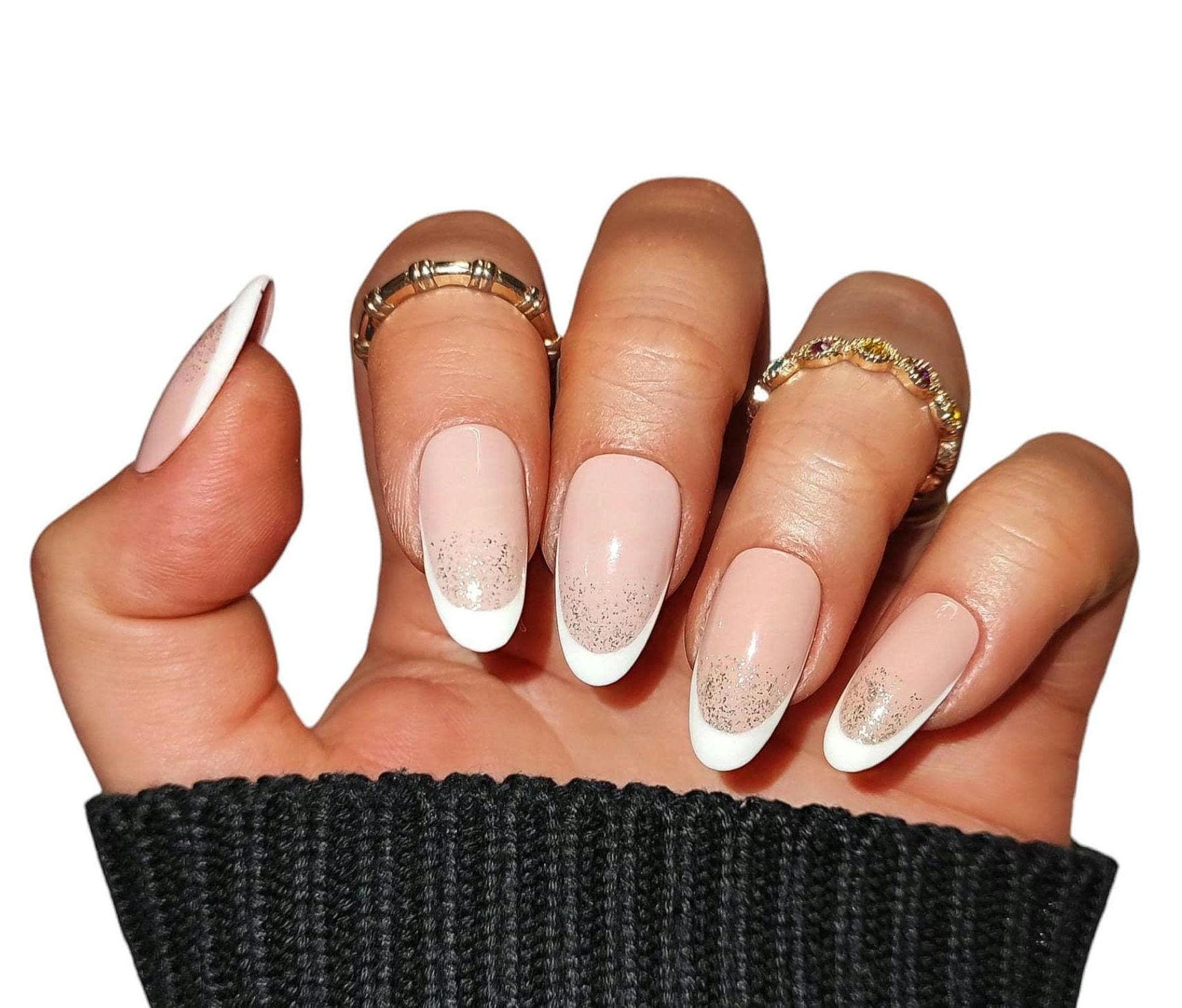 Press On Nails Winter French Mit Gel Press On Nails Winter French Mit Gel von MEVANAILS