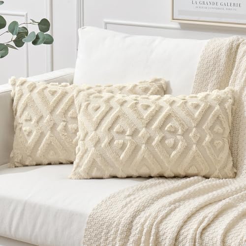 MIULEE 2er Set Weihnachten Wolle Kissenbezüge Weicher Dekokissen Plüsch Kissenbezug Boho Deko Kissen Sofa Aesthetic Geometrische Sofakissen Zierkissenbezug für Wohnzimmer Schlafzimmer Beige 40x60cm von MIULEE