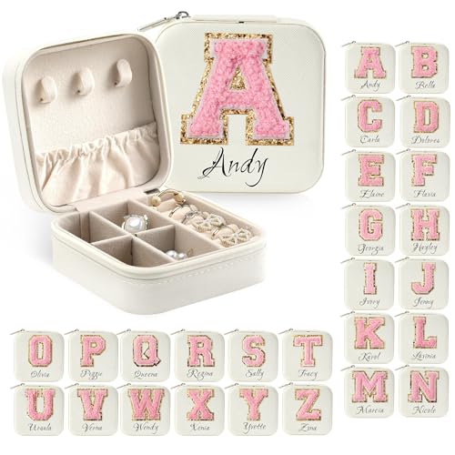 MJARTORIA Personalisiert Schmuckkästchen Klein Mädchen Kinder Reise, Buchstaben Schmuckkasten mit Name für Ohrringe Kette Ringe, Schmuckschatulle Damen Geschenke Muttertag Weihnachten MJARTORIA Personalisiert Schmuckkästchen Klein Mädchen Kinder Reise, Buchstaben Schmuckkasten mit Name für Ohrringe Kette Ringe, Schmuckschatulle Damen Geschenke Muttertag Weihnachten von MJARTORIA