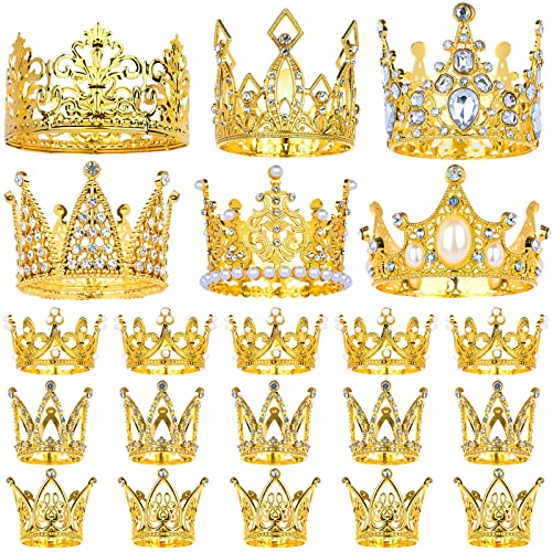21 Stück goldene Krone Kuchendekoration Mini Krone Perle Strass Krone Kuchen Topper Glitzernde Metall Königin Krone für Mädchen Dame Braut Hochzeit Vintage Kuchen Dekoration für Babyparty Geburtstag Party 9 Stil 21 Stück goldene Krone Kuchendekoration Mini Krone Perle Strass Krone Kuchen Topper Glitzernde Metall Königin Krone für Mädchen Dame Braut Hochzeit Vintage Kuchen Dekoration für Babyparty Geburtstag Party 9 Stil von MJOGGOTT