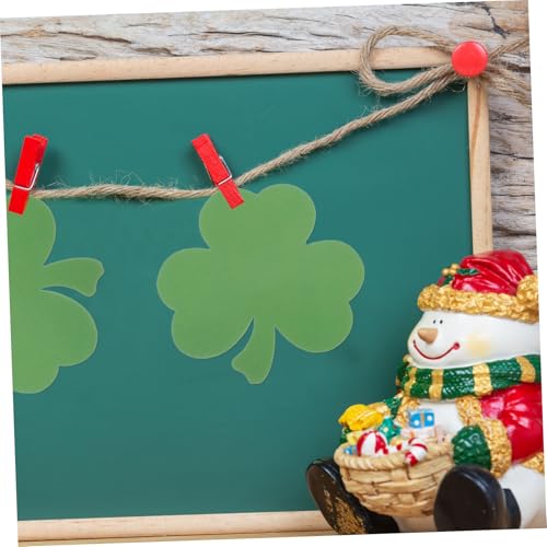 MOKKHNB 40 Stück Teiliges Shamrock Papier mit Klebepunkten Grüne Patricks Day Kleeblatt Ausschnitte für Klassenzimmer Pinnwand Einfache Befestigung Vielseitige Festliche Wanddekoration von MOKKHNB