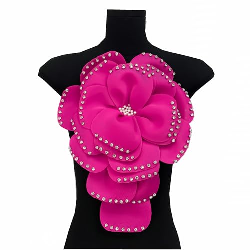 Handgefertigter mehrlagiger Stoff, 3D-Brustblumenaufnäher, Broschen, Nähapplikation für selbstgemachte Damenbekleidung, Kristallperle, Revers, Hochzeit, Abendparty, Kleid, Zubehör, Geschenk (Rosarot) Handgefertigter mehrlagiger Stoff, 3D-Brustblumenaufnäher, Broschen, Nähapplikation für selbstgemachte Damenbekleidung, Kristallperle, Revers, Hochzeit, Abendparty, Kleid, Zubehör, Geschenk (Rosarot) von MUMAYA