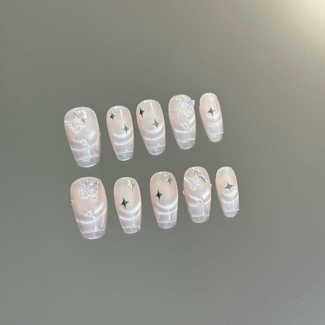 Butterfly Glimmer Press On Nails Manicure/Reusable Middle-Long Coffin 22mm Butterfly Glimmer Press On Nails Manicure/Reusable Middle-Long Coffin 22mm von MYNAILPRESS