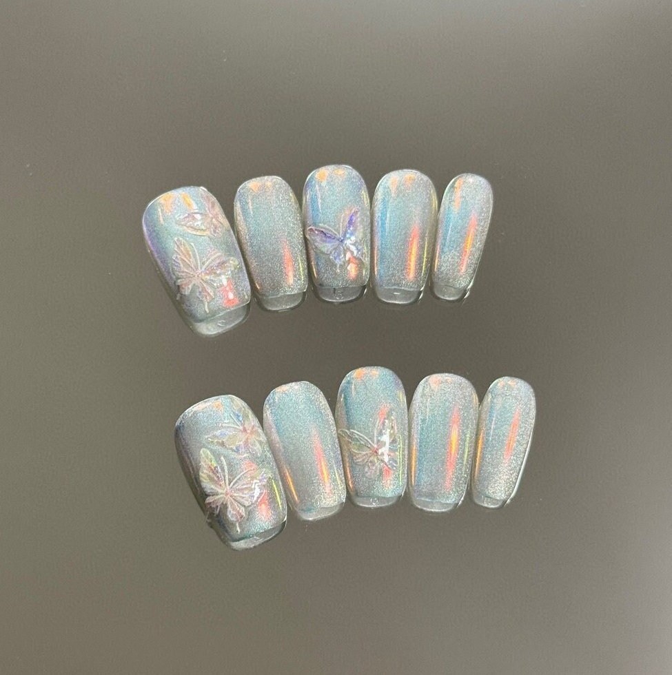 Shimmering Butterfly Garden Press On Nails Manicure/Reusable/ Medium Square 18mm Shimmering Butterfly Garden Press On Nails Manicure/Reusable/ Medium Square 18mm von MYNAILPRESS