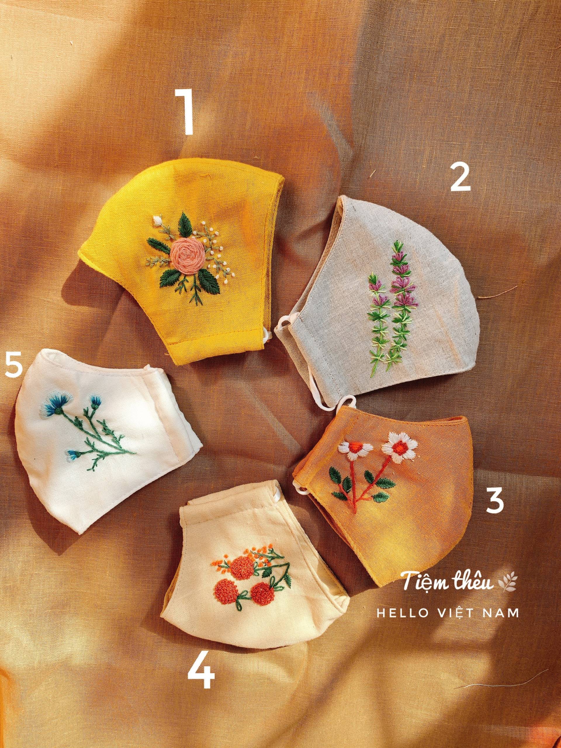 Buy 3 Get 1 Free Any, Handbestickte Leinenmaske, Wiederverwendbare Und Gewaschene Maske Buy 3 Get 1 Free Any, Handbestickte Leinenmaske, Wiederverwendbare Und Gewaschene Maske von MadewithloveByCherry