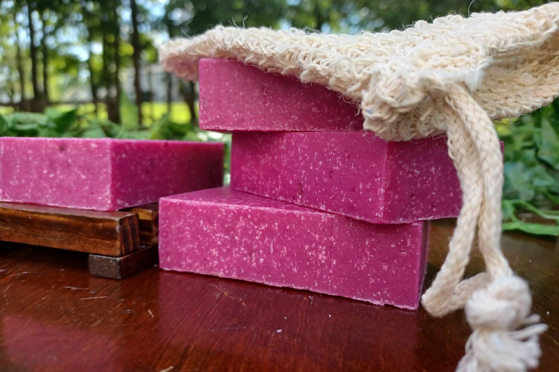 Peeling Kalt Verarbeitete Seifenstange/Cleanses & Lathers Well Madi Es Red Sky Scrub Seife Peeling Kalt Verarbeitete Seifenstange/Cleanses & Lathers Well Madi Es Red Sky Scrub Seife von MadisSoapandSuch