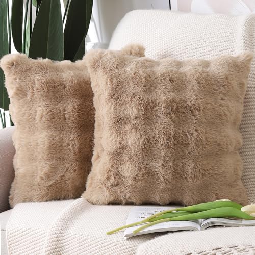 Madizz 2er Set Sanft Plüsch Kurze Wolle Samt Dekorativ Zierkissenbezüge Luxus Stil Kissenbezug für Sofa für Schlafzimmer Kamel 55x55 cm von Madizz