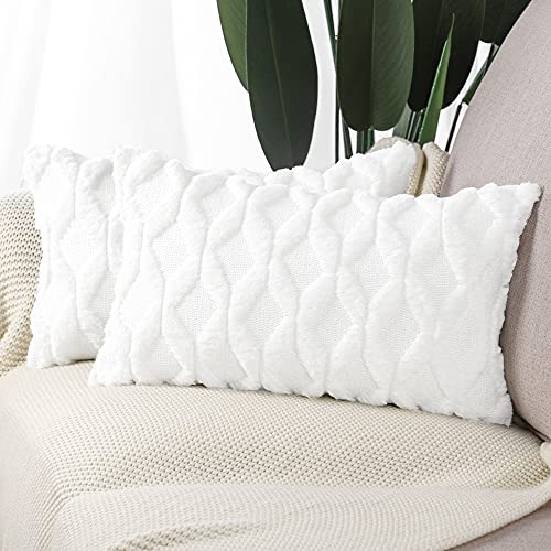 Madizz 2er Set Sanft Plüsch Kurze Wolle Samt Dekorativ Zierkissenbezüge Luxus Stil Kissenbezug für Sofa für Schlafzimmer Weiß 40x60 cm Rechteckig von Madizz