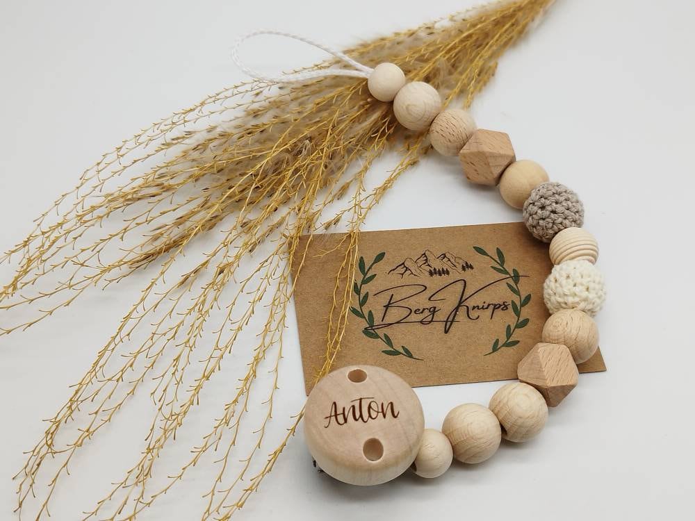 Schnullerkette Mit Namen Jungen Mädchen | Babygeschenk Zur Geburt Schnullerkette Mit Namen Jungen Mädchen | Babygeschenk Zur Geburt von ManufakturBergKnirps