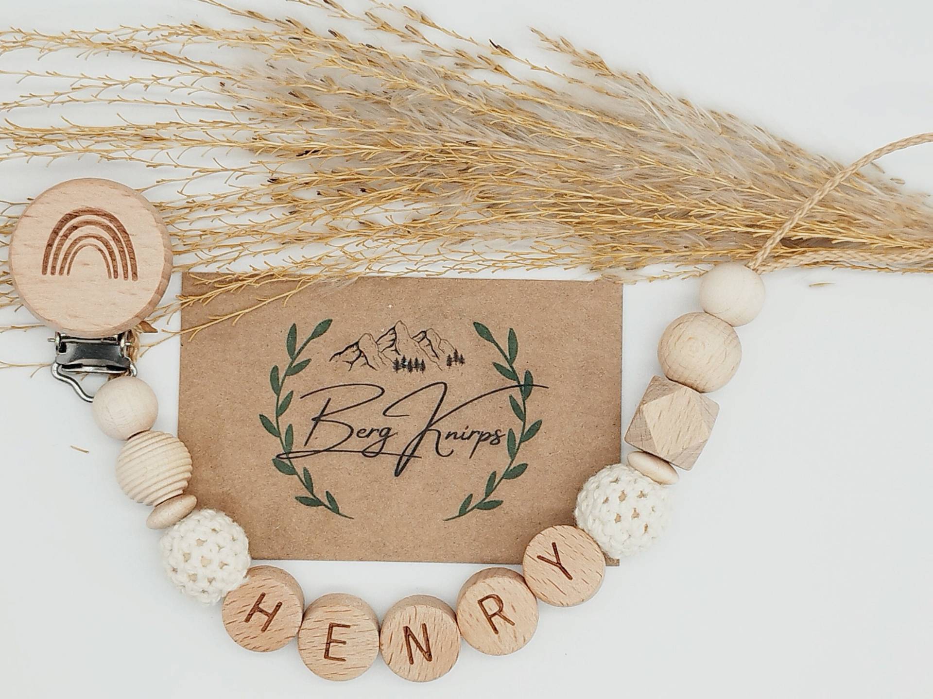 Schnullerkette Personalisiert Mit Namen Jungen Mädchen Beige Schnullerkette Personalisiert Mit Namen Jungen Mädchen Beige von ManufakturBergKnirps