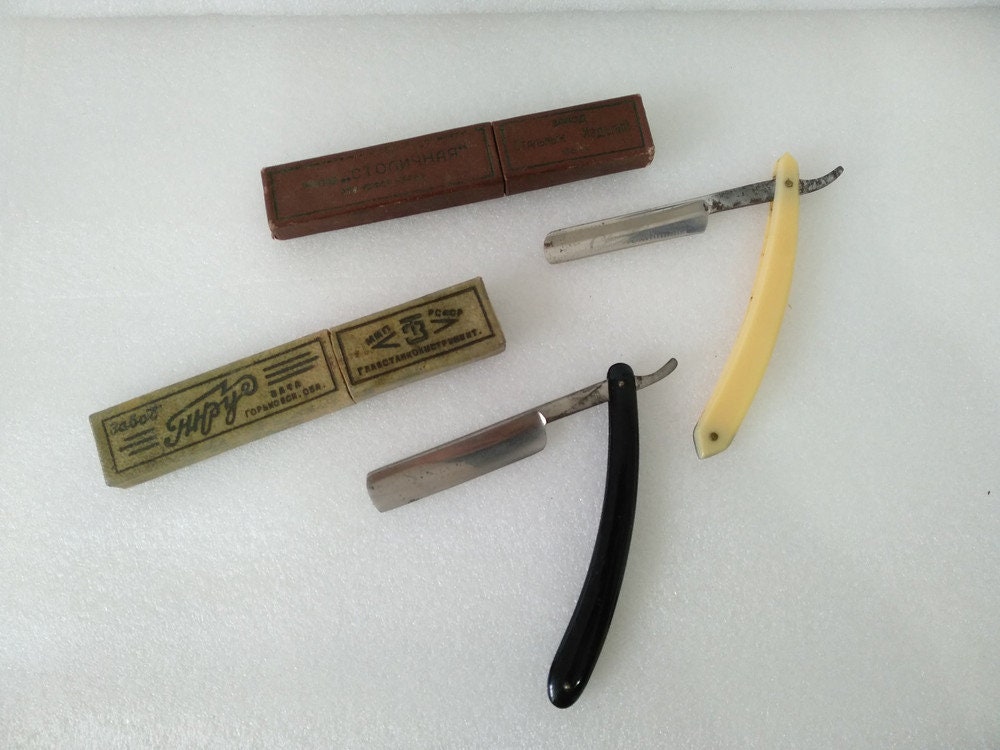 Vintage Rasiermesser 2Stk Labor Vacha "Trud Vacha", Hauptstadt "Stolichnaya Stiz" Udssr 50/60Er Jahre von MaryAntiqueStuff