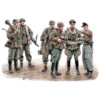 Lets stop them here! German Miltary Men von Master Box Plastic Kits