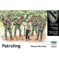 Patroling, Vietnam von Master Box Plastic Kits