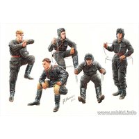 Soviet Tank Crew, 1943-1945 Soviet Tank Crew, 1943-1945 von Master Box Plastic Kits