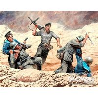 Soviet marines and German infantry,Handt von Master Box Plastic Kits