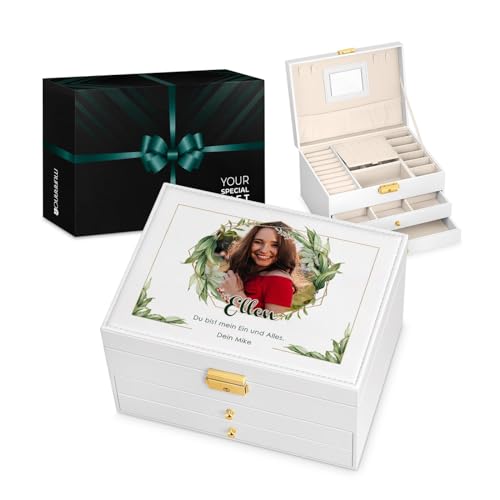 Maverton Schmuckkästchen mit Aufdruck - abschließbare Schmuck Aufbewahrungsbox mit Spiegel & 2 Schubladen - funktionale 3-stöckige Schmuckschatulle für Frauen zum Geburtstag - Weiß - Porträt Maverton Schmuckkästchen mit Aufdruck - abschließbare Schmuck Aufbewahrungsbox mit Spiegel & 2 Schubladen - funktionale 3-stöckige Schmuckschatulle für Frauen zum Geburtstag - Weiß - Porträt von Maverton