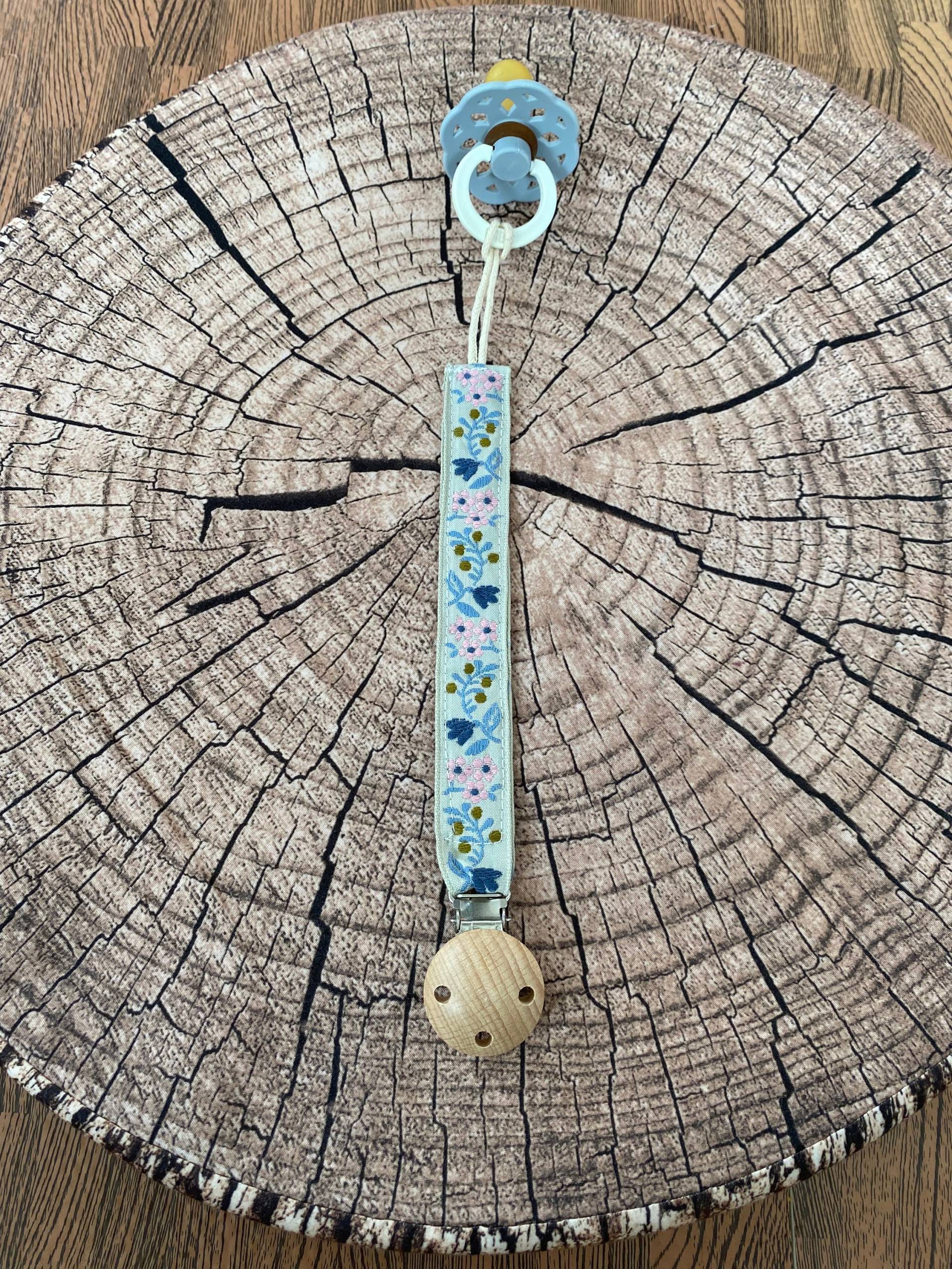 Schnullerkette Retro Schnullerkette Retro von MeerchenTante