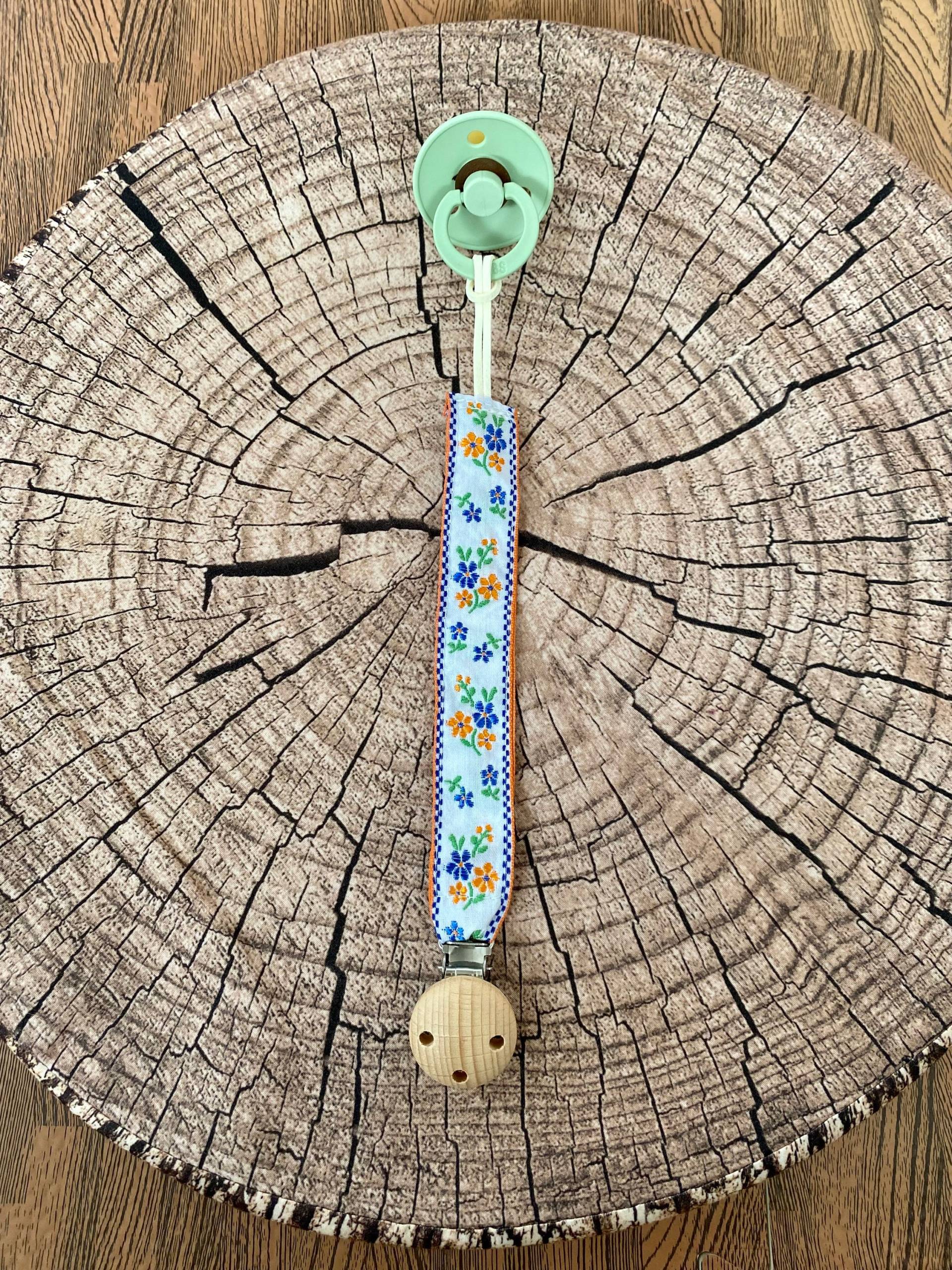 Schnullerkette Retro Schnullerkette Retro von MeerchenTante