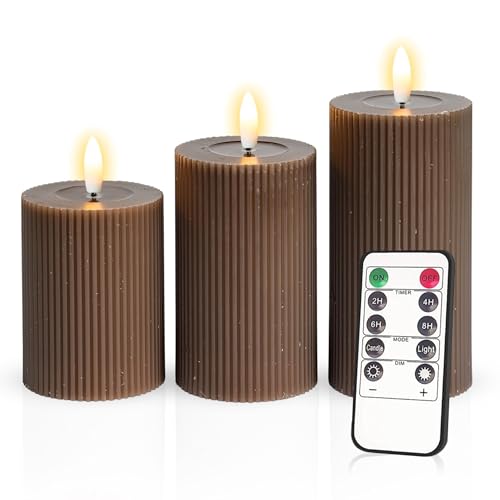 Meisterhome® 3er-Set Flammenlose LED Kerzen - Braun - Ribble Design Stumpenkerze - mit Fernbedienung – mit Timer - Batteriebetrieben – Warmweiß - 10/12,5/15 cm hoch - mit flackernder Flamme von Meisterhome