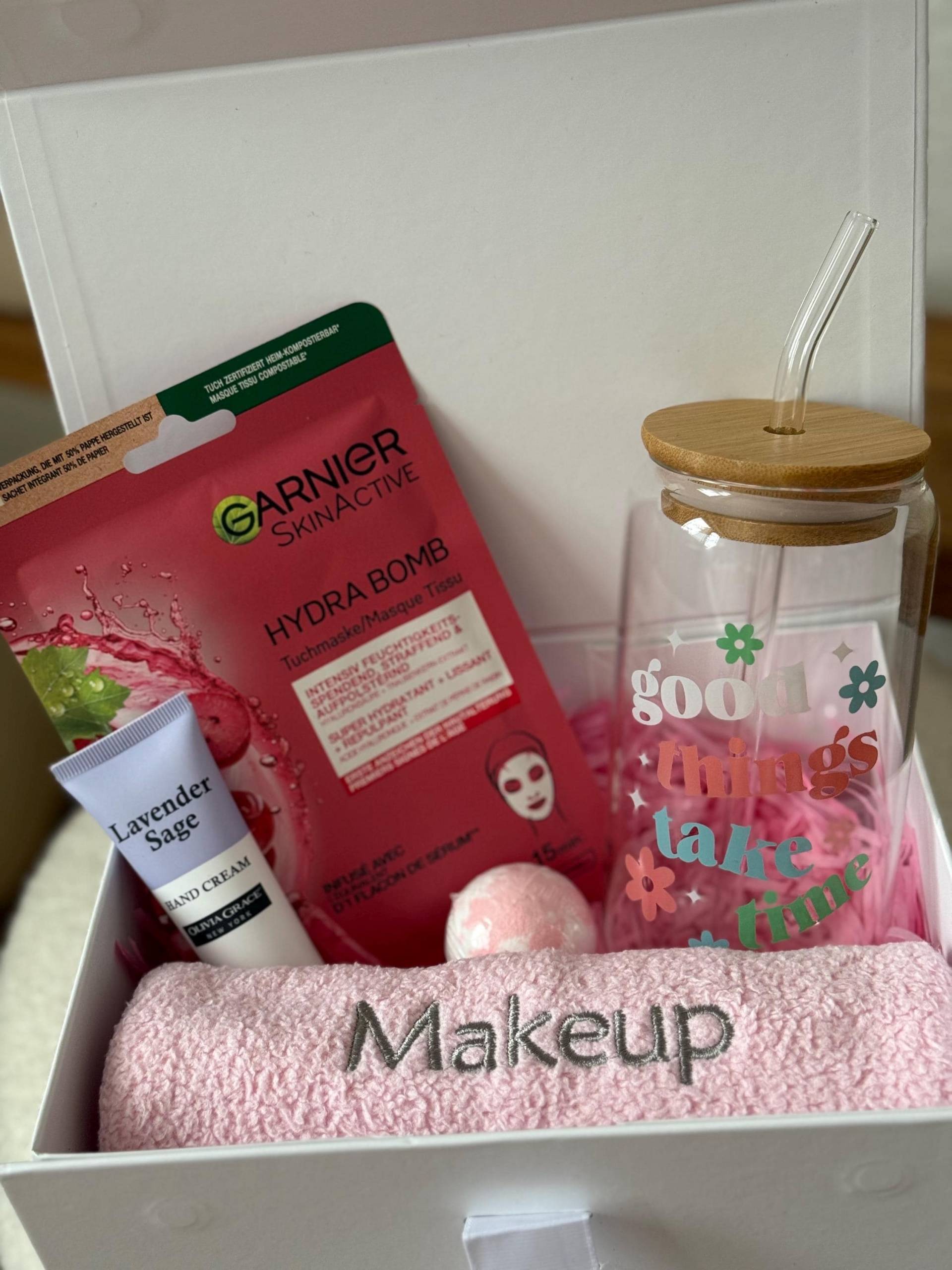 Geschenke Für Mädchen Teenager Geschenkbox Spa Wellness Beauty Hair Giftbox Girls Girlfriend Personalisierte Weihnachtsgeschenk Geschenke Für Mädchen Teenager Geschenkbox Spa Wellness Beauty Hair Giftbox Girls Girlfriend Personalisierte Weihnachtsgeschenk von MellowsBoxDE