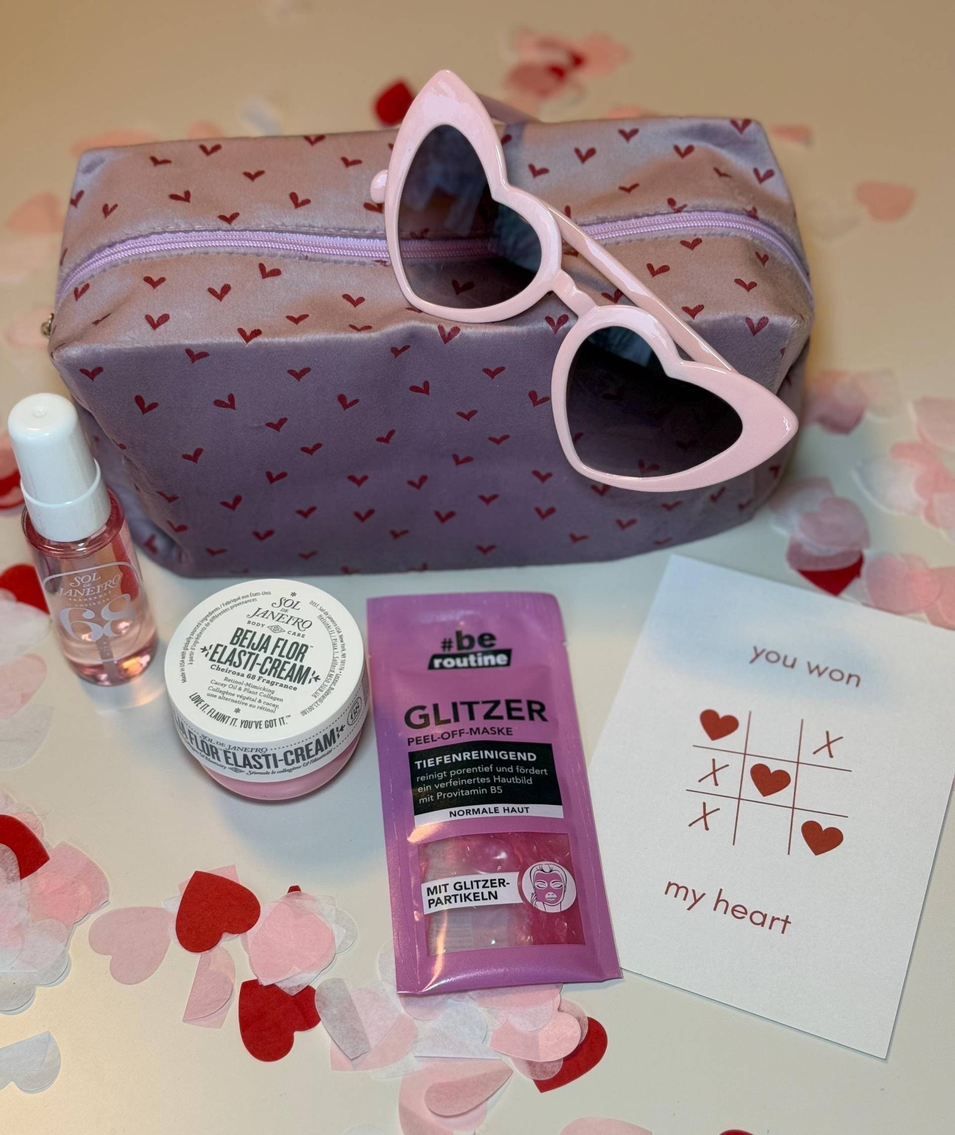 Valentinstag Sol De Janeiro Geschenkbox Freundin Frau Wellness Beauty Liebe Spa Geschenkset Valentinstagskarte Giftbox Glitzer Girlfriend Valentinstag Sol De Janeiro Geschenkbox Freundin Frau Wellness Beauty Liebe Spa Geschenkset Valentinstagskarte Giftbox Glitzer Girlfriend von MellowsBoxDE