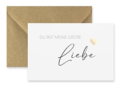 Merz – 1 Stück Grußkarte mit Umschlag in Naturpapier 10,5 x 14,8 cm – Du bist meine große Liebe – Klappkarte zum Jahrestag, Valentinstag, Hochzeitstag – 100% Made in Germany Merz – 1 Stück Grußkarte mit Umschlag in Naturpapier 10,5 x 14,8 cm – Du bist meine große Liebe – Klappkarte zum Jahrestag, Valentinstag, Hochzeitstag – 100% Made in Germany von Merz Designkarten