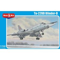 Tupolev Tu-22UD Blinder-D von Micro Mir