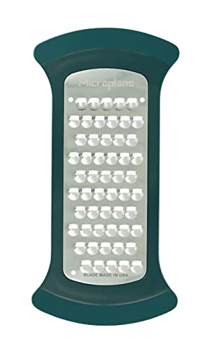 Microplane Schüssel-Küchenreibe für Blumenkohl, Zucchini, Kohl, Kartoffel, Apfel und Käse mit sehr grober Edelstahlklinge - Made in USA Microplane Schüssel-Küchenreibe für Blumenkohl, Zucchini, Kohl, Kartoffel, Apfel und Käse mit sehr grober Edelstahlklinge - Made in USA von Microplane