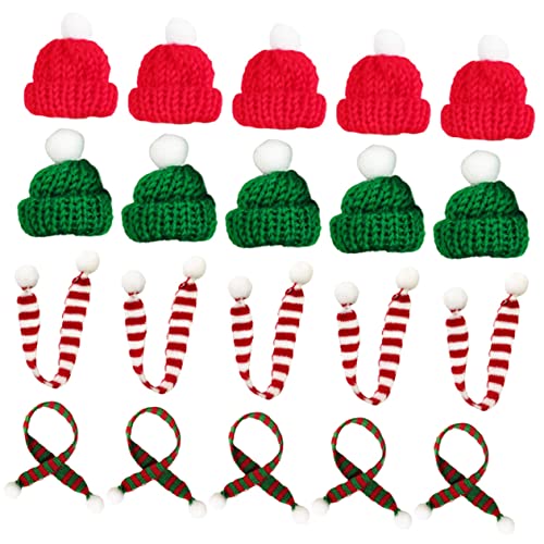 Mikinona 20 Stück Teiliges Mini Strickmützen und Schalset Rot Grün Weihnachtliche Mini Accessoires für Weinflaschen Puppenhausdeko und DIY Basteln Weihnachtsbaum und Schneemann Deko von Mikinona