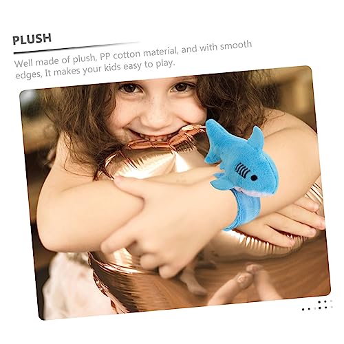 Mikinona 3 Stück Plüsch Slap Armbänder Partygeschenk mit Realistischer Hai Form Weiche PP Baumwollfüllung Strapazierfähig Sicher für Geburtstags und Themenpartys Mikinona 3 Stück Plüsch Slap Armbänder Partygeschenk mit Realistischer Hai Form Weiche PP Baumwollfüllung Strapazierfähig Sicher für Geburtstags und Themenpartys von Mikinona
