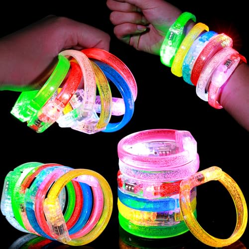 Mikulala12 Stück Leuchtarmband Kinder Blinkende Armbänder in der Dunkelheit Bunt Leuchtenden Armbänder Leuchtspielzeug Geschenke für Ostern Geburtstag, Weihnachten, Dunkle Party, Neujahrsparty Mikulala12 Stück Leuchtarmband Kinder Blinkende Armbänder in der Dunkelheit Bunt Leuchtenden Armbänder Leuchtspielzeug Geschenke für Ostern Geburtstag, Weihnachten, Dunkle Party, Neujahrsparty von Mikulala