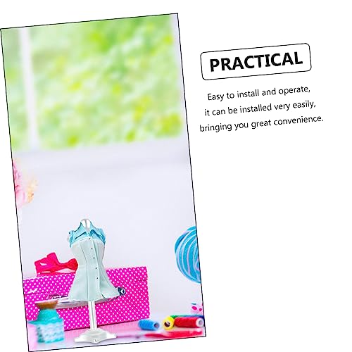 Milisten Mini Puppenständer aus Zinklegierung Lebensnahes Modell für Puppenkleider Stabiler Desktop Kleiderständer Kreatives DIY Zubehör für Puppenoutfits Silberfarben von Milisten