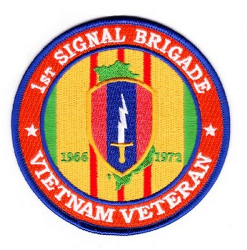 1st Signal Brigade Vietnam Veteran Patch by Military Productions von Military Productions