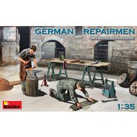 German Repairmen von Mini Art