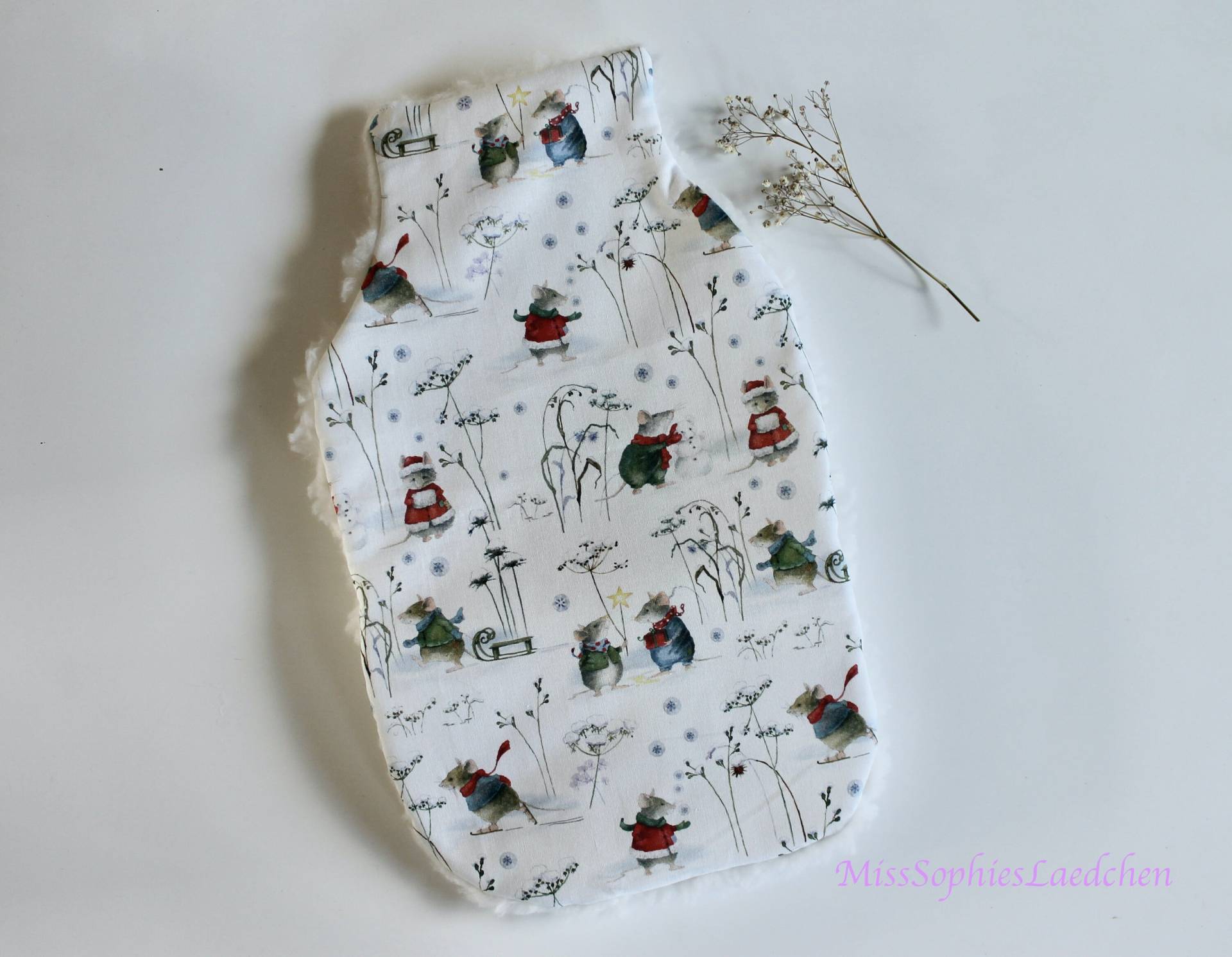 Wärmflaschenbezug Wintermäuse, Daniela Drescher Stoff, Bezug Für Wärmflasche Wärmflaschenbezug Wintermäuse, Daniela Drescher Stoff, Bezug Für Wärmflasche von MissSophiesLaedchen
