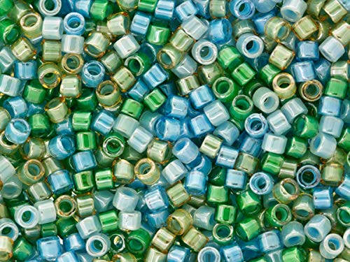 10gr 11/0 Miyuki Delica - Japanische Glasperlen mit einem Durchmesser von 1,6 mm mit einem Loch von 0,8 mm, Luminous Mix 7 (Iridescent Mermaid Waters Mix) von Miyuki Delica Perlen