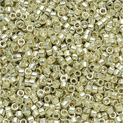 Miyuki Delica Seed Beads, 11/0 Size, 50 Gram Bulk Bag, Duracoat Galvanized Silver DB1831 Miyuki Delica Seed Beads, 11/0 Size, 50 Gram Bulk Bag, Duracoat Galvanized Silver DB1831 von Miyuki