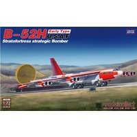 B-52H early type Stratofortress strategic Bomber - Limited Edition von Modelcollect