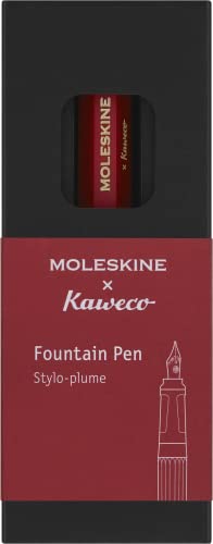 Moleskine x Kaweco Füllfederhalter aus ABS-Kunststoff mit Vergoldeter Feder der Größe M für Schriftsteller, Notizenmacher, Inklusive Blauer Tintenpatrone, Farbe Rot Moleskine x Kaweco Füllfederhalter aus ABS-Kunststoff mit Vergoldeter Feder der Größe M für Schriftsteller, Notizenmacher, Inklusive Blauer Tintenpatrone, Farbe Rot von Moleskine