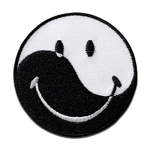 Mono Quick Smiley Ying Yang - Aufnäher, Bügelbild, Aufbügler, Applikationen, Patches, Flicken, zum aufbügeln, Größe: 5,5 x 5,5 cm von Mono Quick