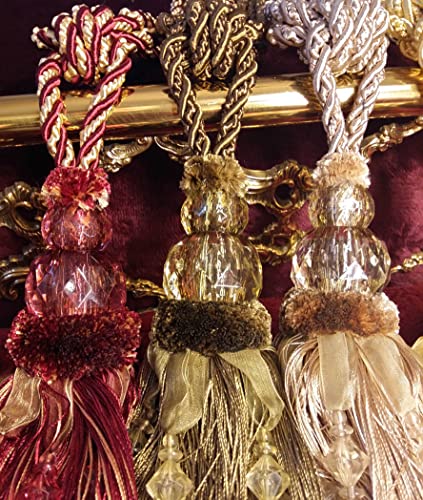 Diamantlook Raffhalter mit Crystal Quaste 20 cm Gardinenhalter mit Kordel 60 cm Weinrot & Gold Rot Gold Crystal Gardinenhalter Quaste Halter für Gardinen im Jugendstil (DE) von Mosel Avenue Art & Gobelin Studio