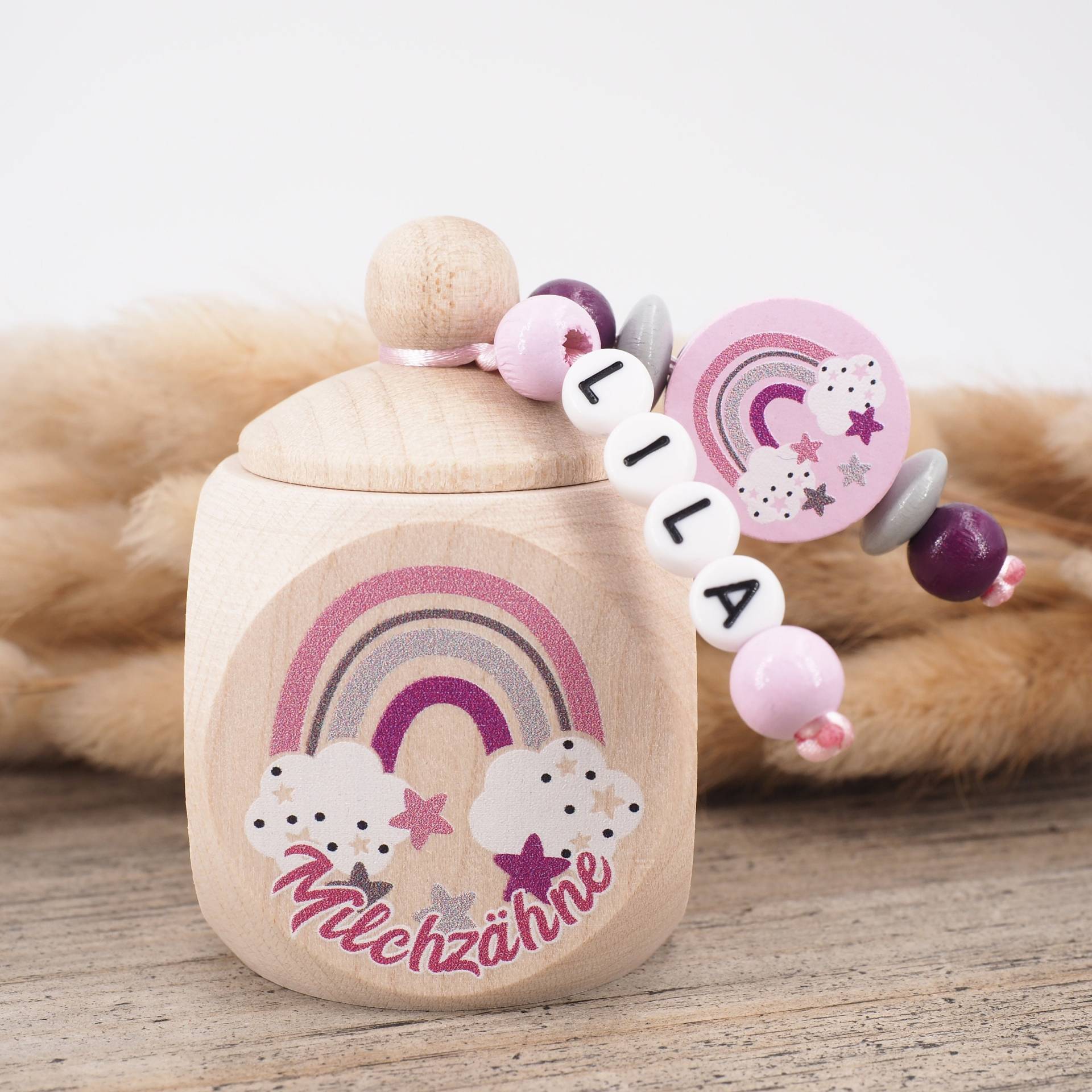 Milchzahndose Mit Namen Regenbogen Lila Milchzahndose Mit Namen Regenbogen Lila von MotzisBunteWelt2014