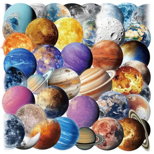 Planeten Aufkleber Set – 50 Stück Space-Deko für Jungs Coole Weltraum-Sticker für Schulhefte, Party-Einladungen & Kinderzimmer Planeten Aufkleber Set – 50 Stück Space-Deko für Jungs Coole Weltraum-Sticker für Schulhefte, Party-Einladungen & Kinderzimmer von Movocaty