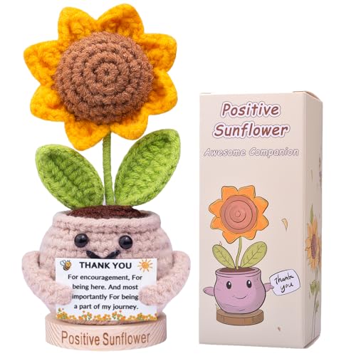 MuMyer Positive Häkel-Sonnenblume, handgefertigte gestrickte Woll-Sonnenblume mit positiver Karte, einzigartige Basis, Wertschätzungsgeschenk für Kollegen, Freunde, Lehrer, Weihnachten, Geburtstag MuMyer Positive Häkel-Sonnenblume, handgefertigte gestrickte Woll-Sonnenblume mit positiver Karte, einzigartige Basis, Wertschätzungsgeschenk für Kollegen, Freunde, Lehrer, Weihnachten, Geburtstag von MuMyer