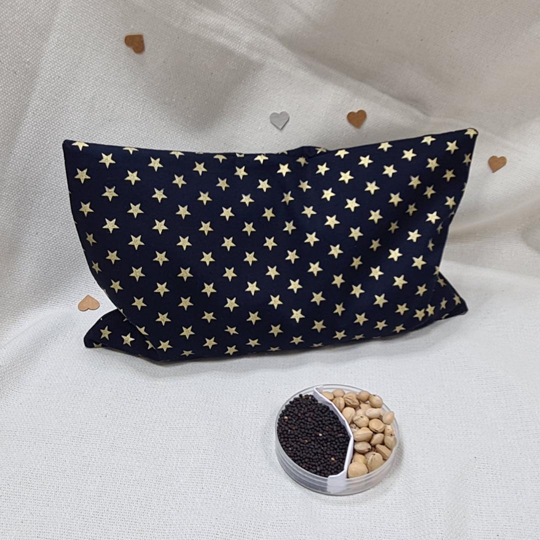 stars-Collection Blau & Gold Wärmekissen Mit Waschbarer Außenhülle Für Wohligwarme Wintertage. Kirschkerne Rapssamen Überzug Kältepads stars-Collection Blau & Gold Wärmekissen Mit Waschbarer Außenhülle Für Wohligwarme Wintertage. Kirschkerne Rapssamen Überzug Kältepads von MyEllmar