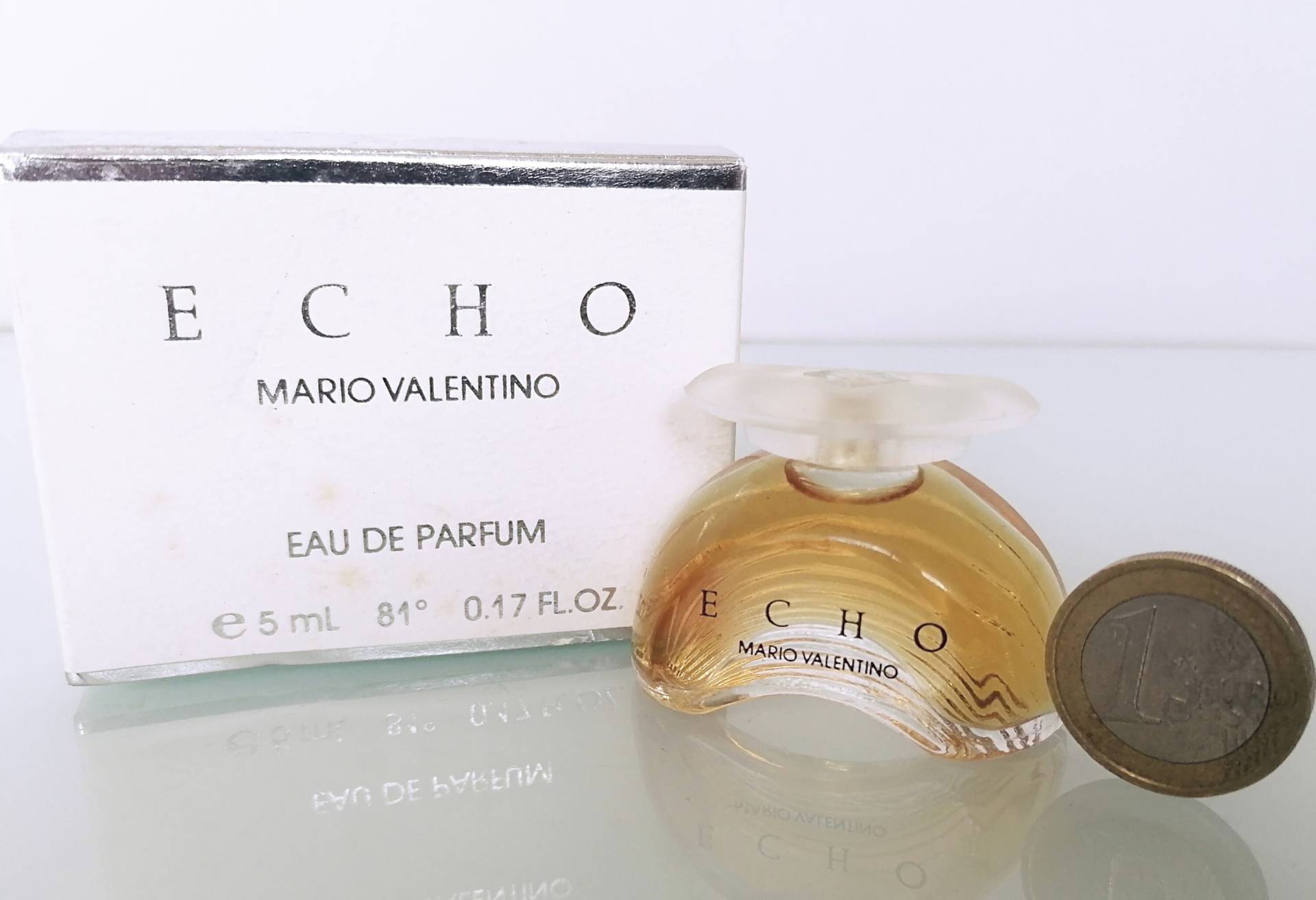 Miniatur Echo Mario Valentino | 1989 Eau De Parfum 5 Ml/0, 17 Fl.oz Vintage Mini in Box von MyVintageGadgets