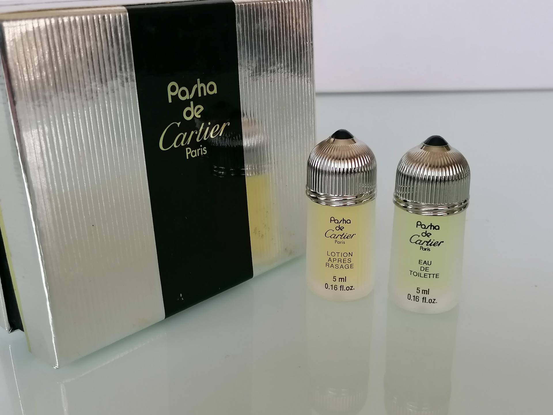 Miniatur Pasha De Cartier Set X2 Mini Parfum 5 Ml , Sammlerdose Miniatur Pasha De Cartier Set X2 Mini Parfum 5 Ml , Sammlerdose von MyVintageGadgets