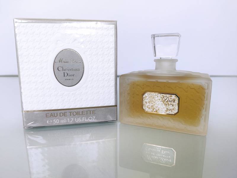 Vintage "Miss Dior" Christian Dior | 1992 Eau De Toilette Für Frauen 50 Ml/1.7 Us Fl.oz Parfum Flasche Vintage "Miss Dior" Christian Dior | 1992 Eau De Toilette Für Frauen 50 Ml/1.7 Us Fl.oz Parfum Flasche von MyVintageGadgets